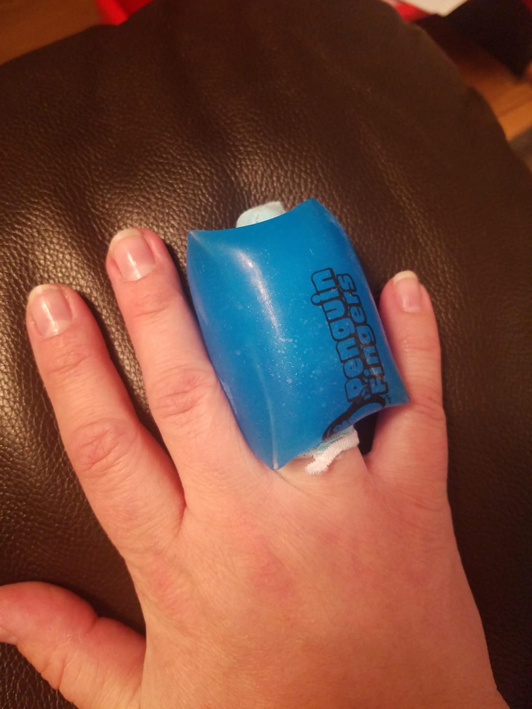 Customer photo review of Penguin Fingers Cold Compression Gel Packs for Fingers and Toes