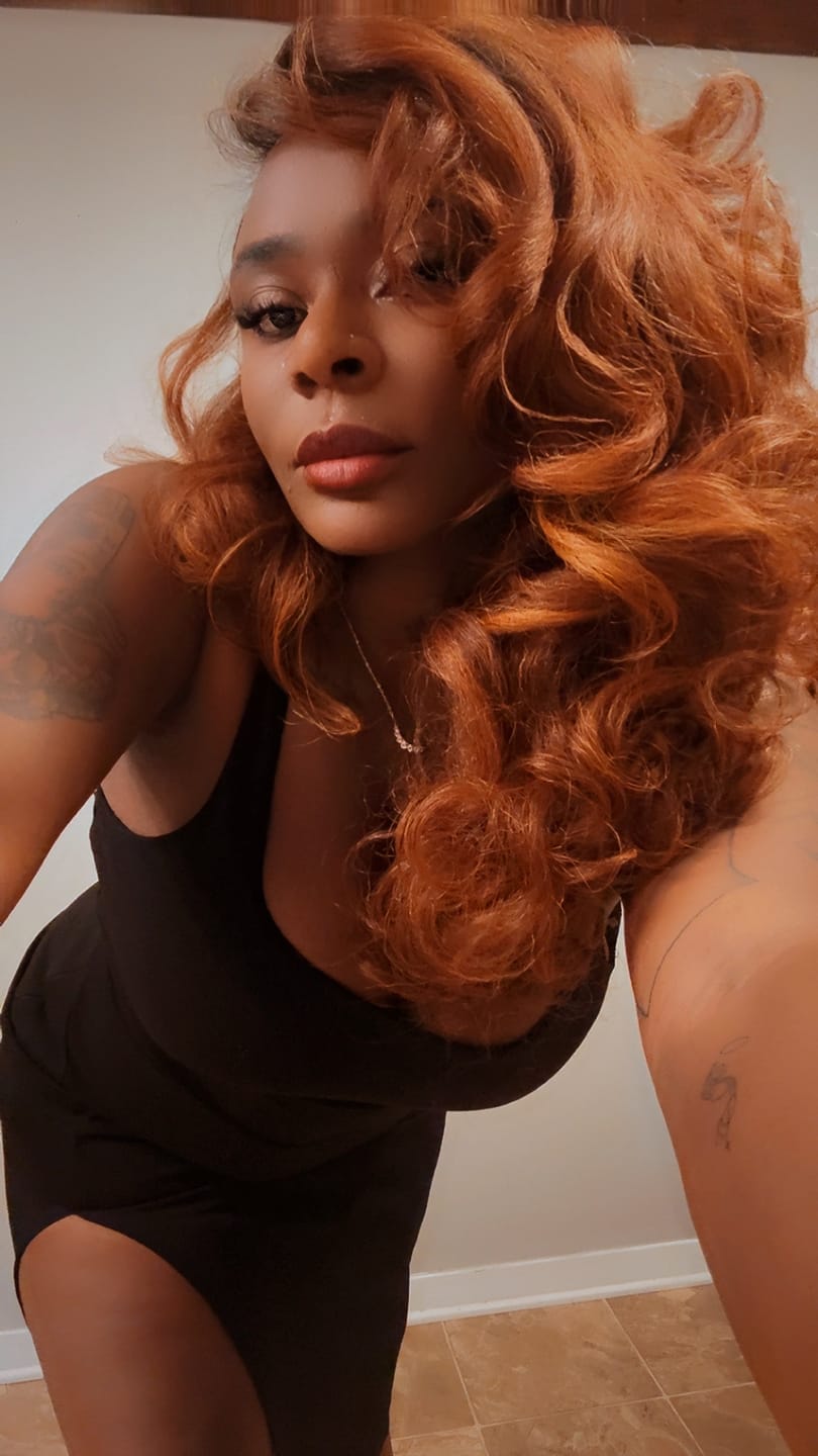 Customer photo review of Sensationnel Cloud 9 Glueless What Lace Swiss 13x6 HD Lace Front Wig - LATISHA