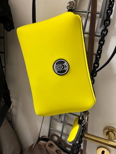 Customer photo review of Pochette con Tracolla (Yellow)