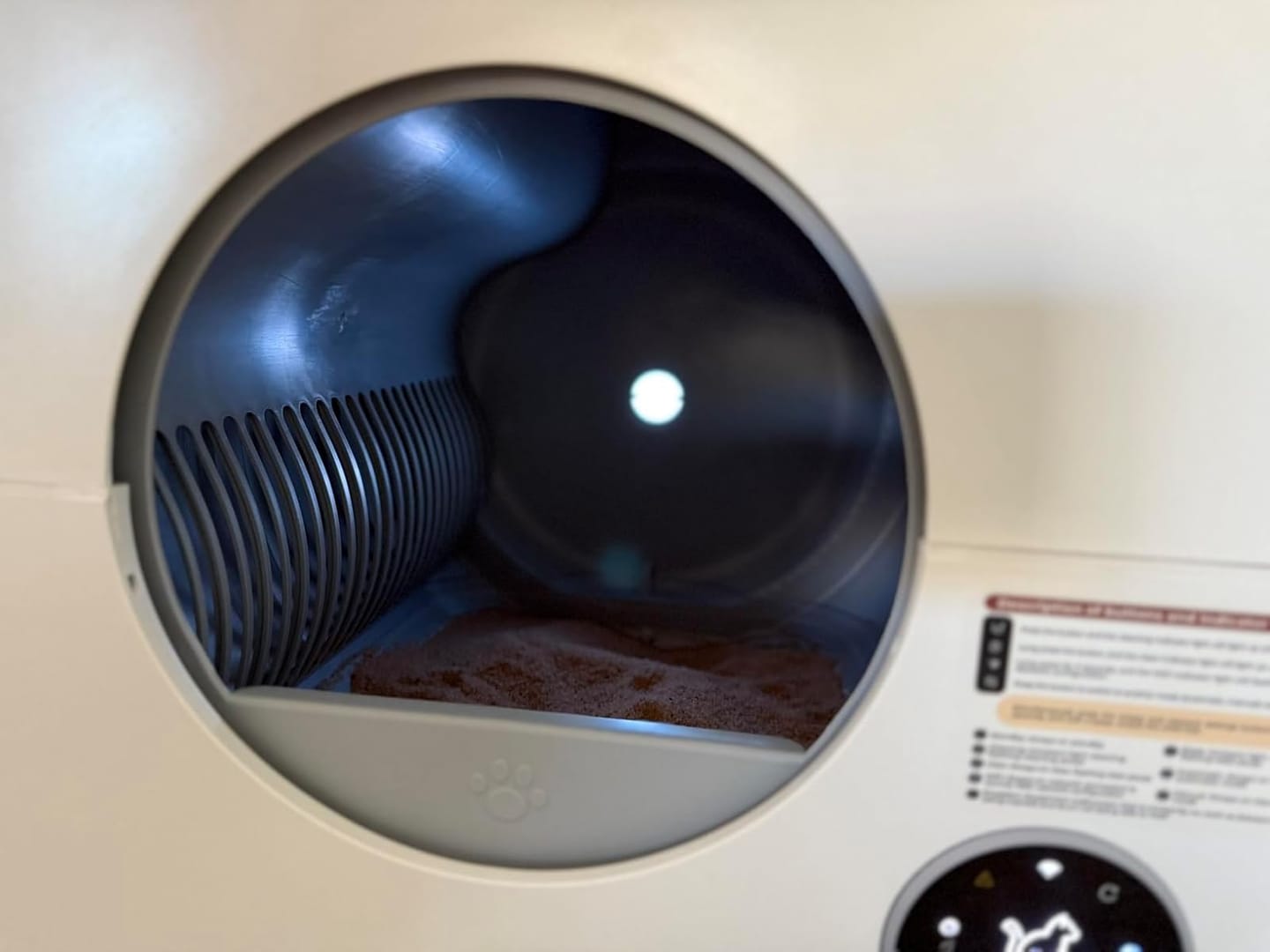 Customer photo review of Cumrige M2 Smart Self-Cleaning Litter Box | 95L Extra-Large Automatic Cat Litter Box