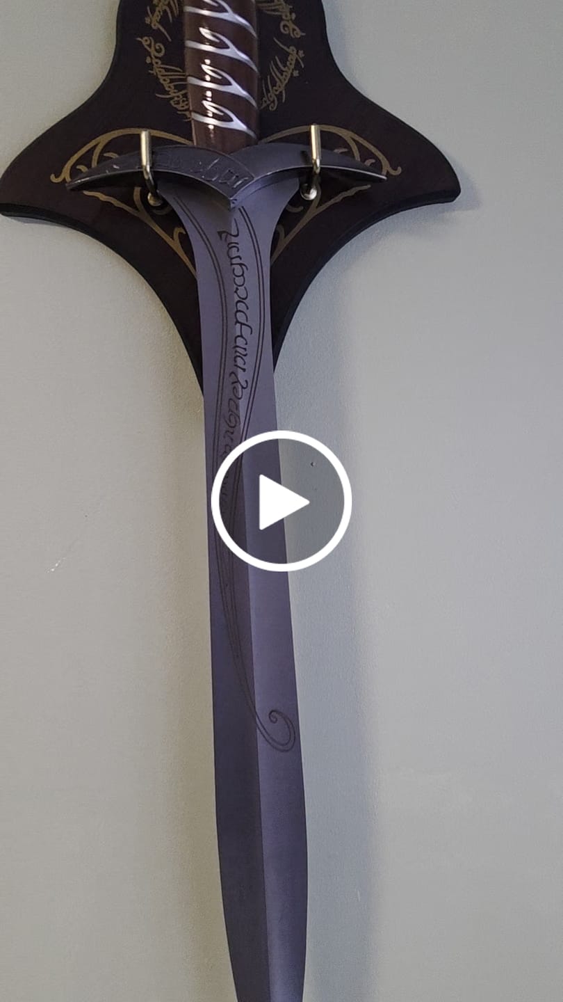 Customer video review of Lord of the Rings Sword Premium Metal Blade Sting Sword With Plaque