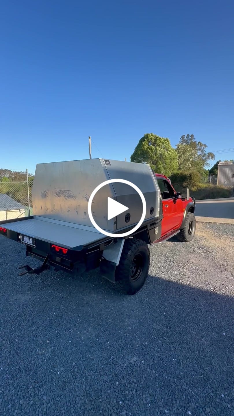 Customer video review of Jimny/Tray Tail Lights Black 2018+