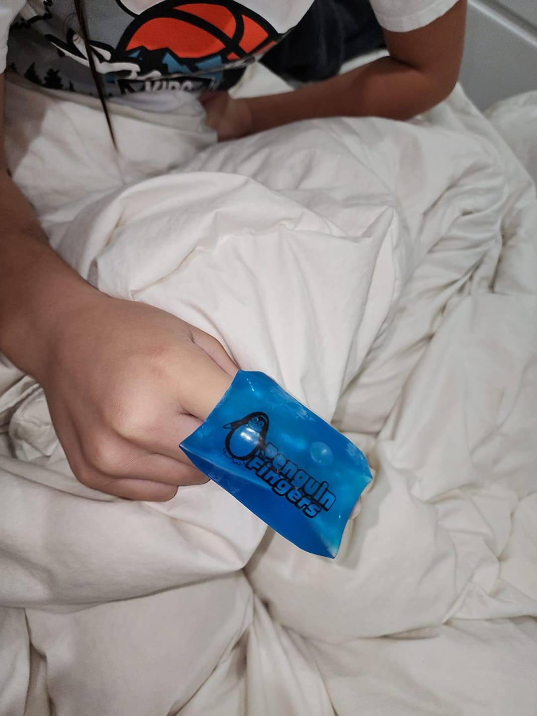 Customer photo review of Penguin Fingers Cold Compression Gel Packs for Fingers and Toes