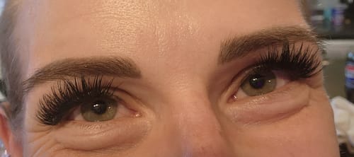 Customer photo review of Magic Lash Kit