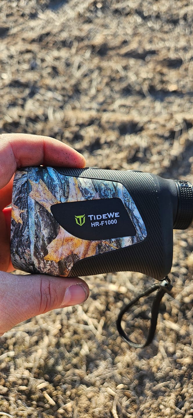 Customer photo review of Camo Deer Hunting Rangefinder 700/1000Y Laser Range Finder