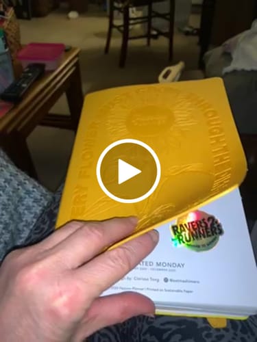 Customer video review of Weekly 2026 Planner - Starry Jellyfish