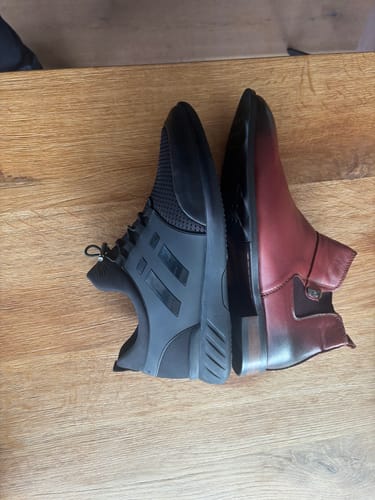 Customer photo review of ELEVATESHOES CLASSIC COLD