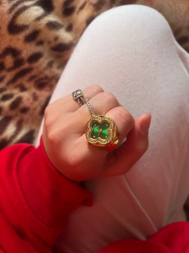 Customer photo review of CLEEF RING | GOLD GREEN
