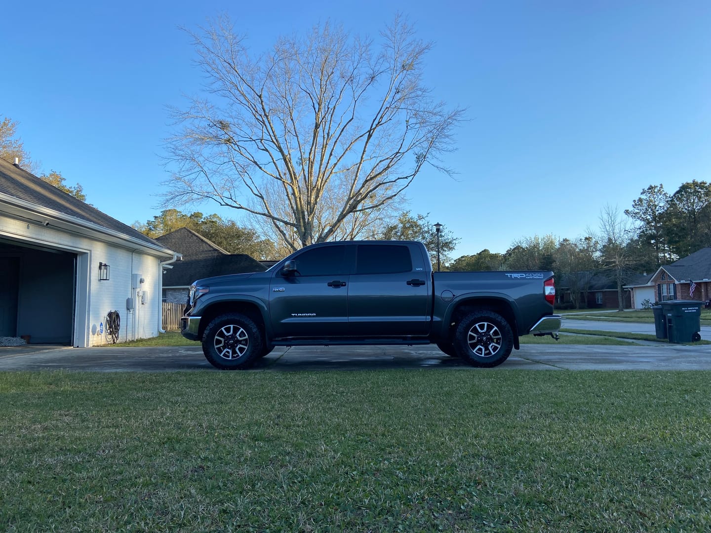 Customer photo review of Punch-It - 16oz. w/ Black Sprayer