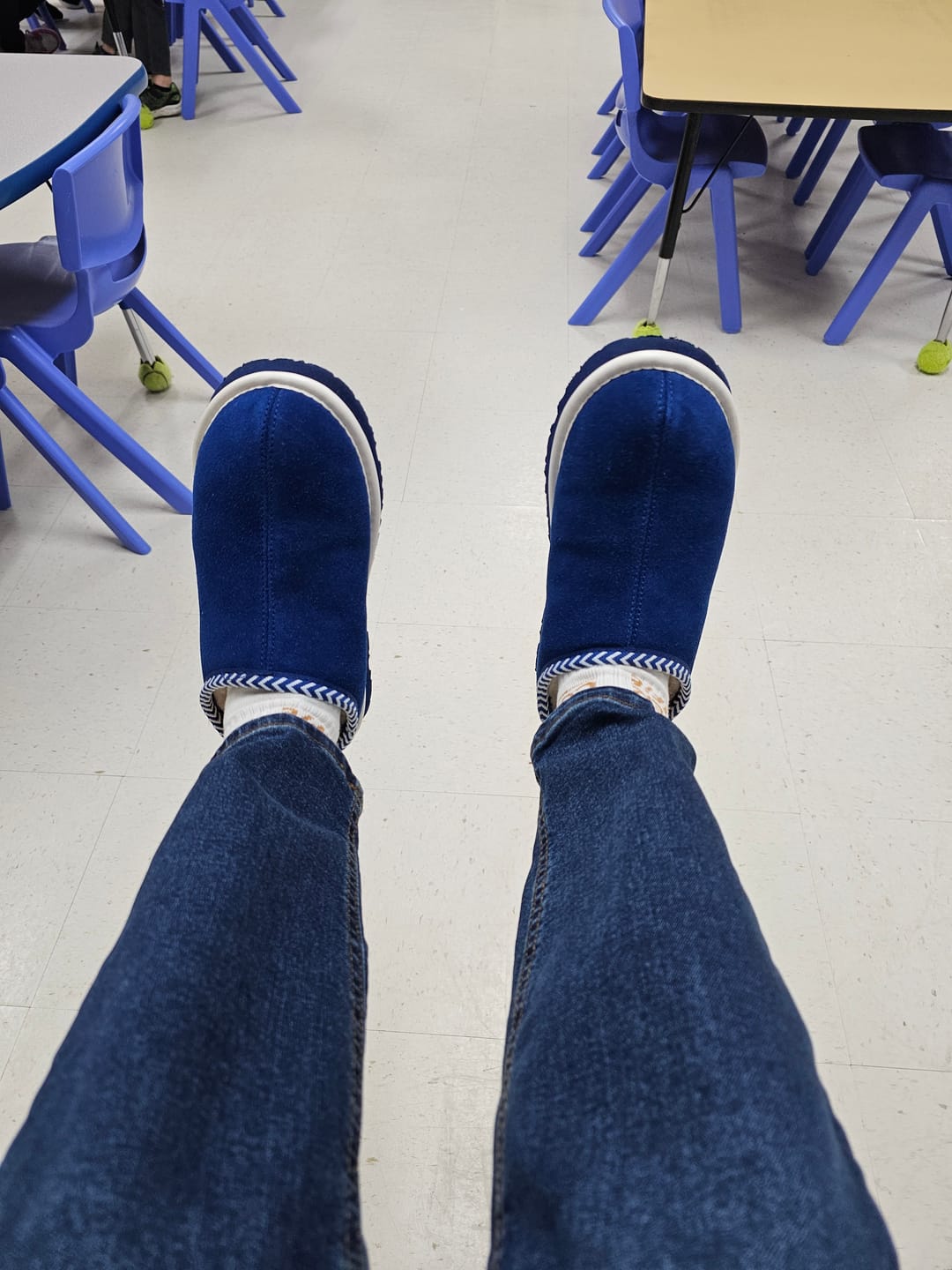 Customer photo review of TABITHA BLUE/WHITE