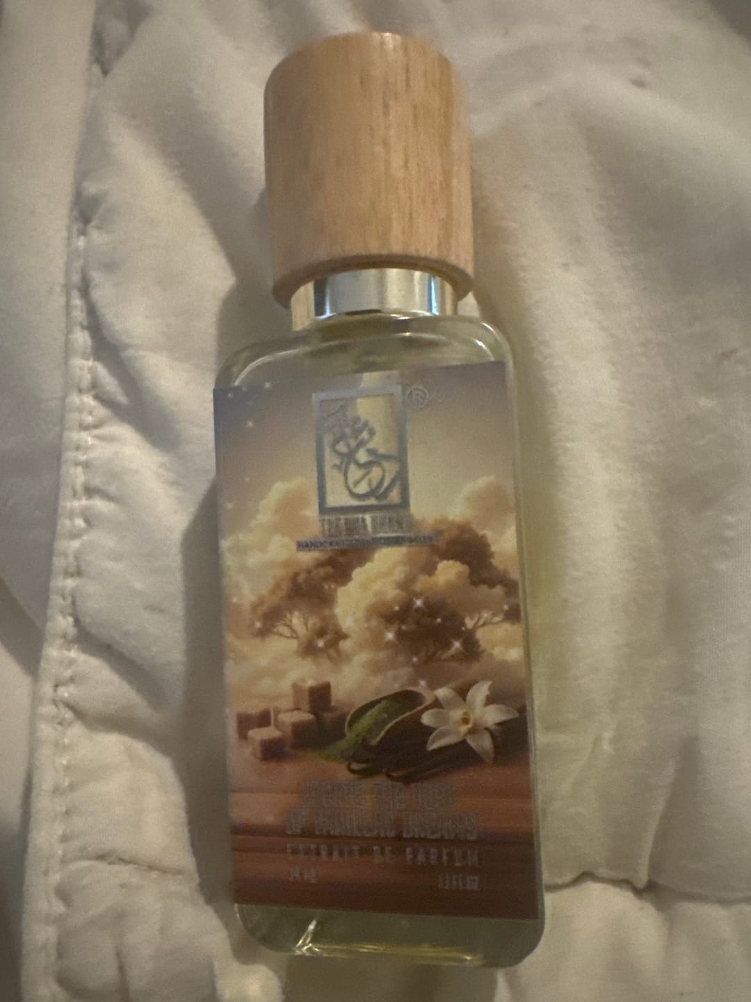 Customer photo review of Escape The Dust Of Vanillac Dreams