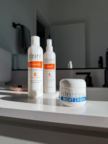 Customer photo review of Cleanser - For Dry Sensitive Skin (8 oz)