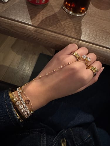 Customer photo review of Eterna Ring