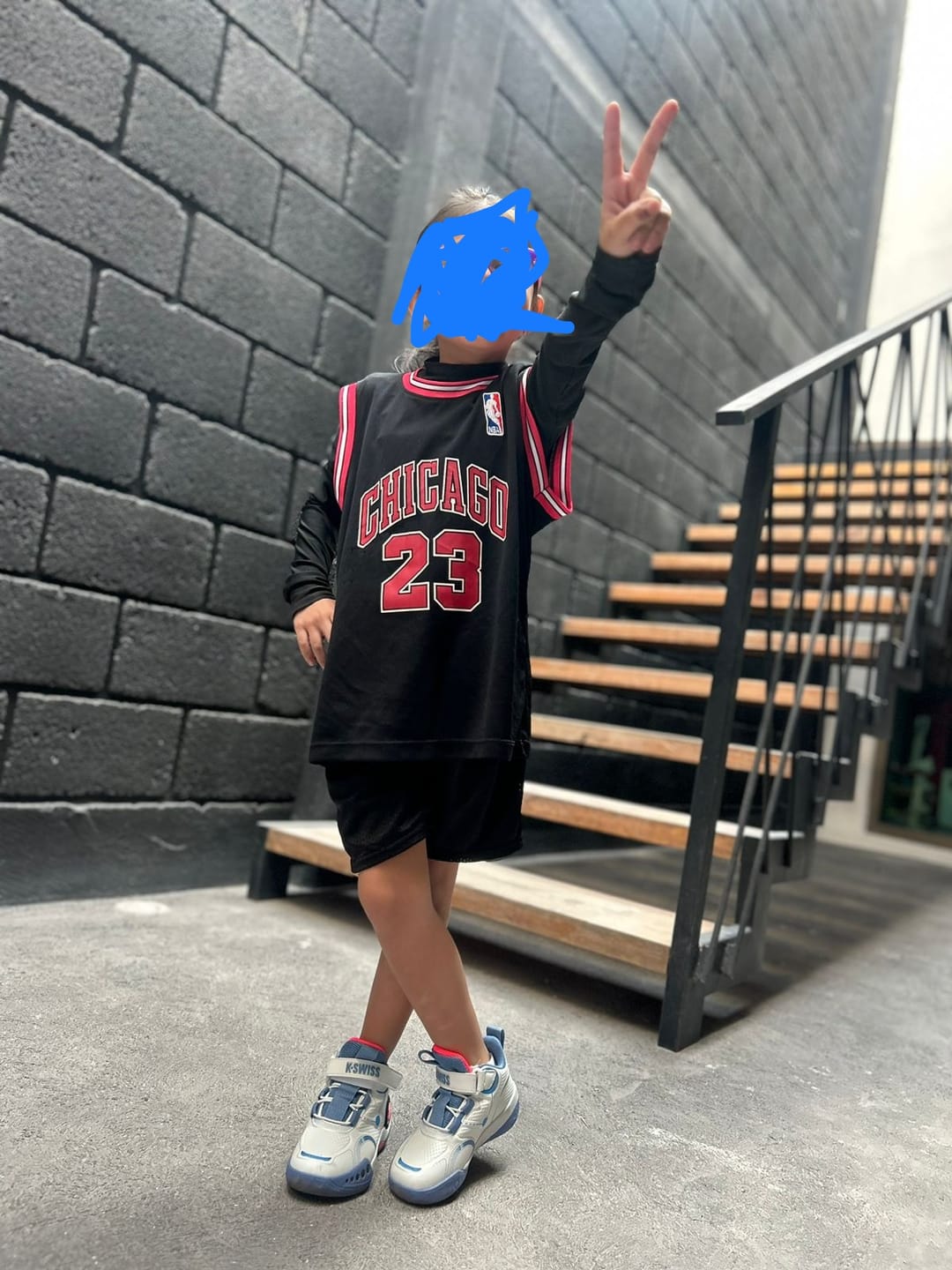 Customer photo review of Tenis Bronny Ch
