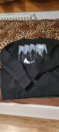 Customer photo review of WOLF IM WALD - Bio Unisex Sweatshirt