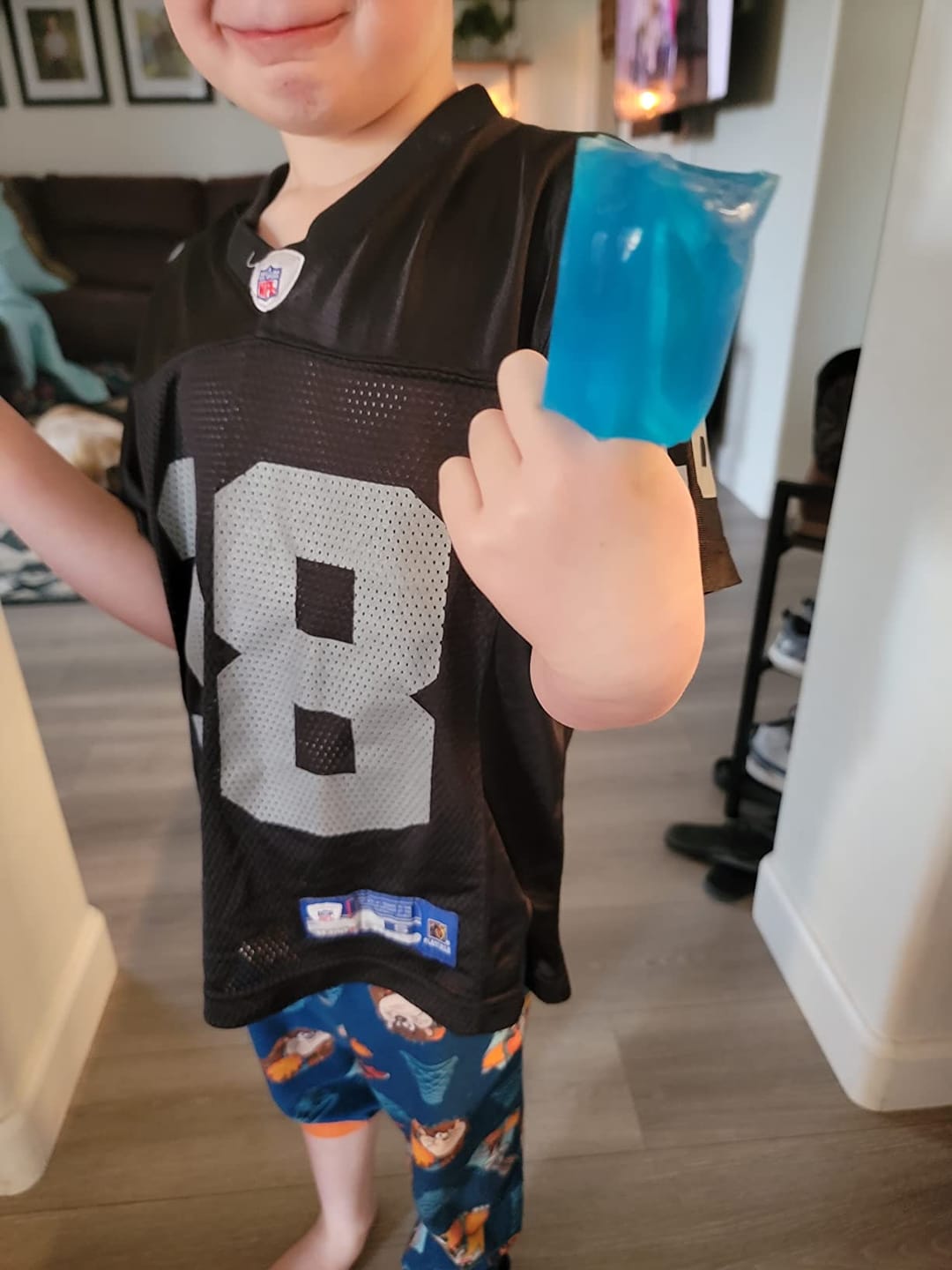 Customer photo review of Penguin Fingers Cold Compression Gel Packs for Fingers and Toes