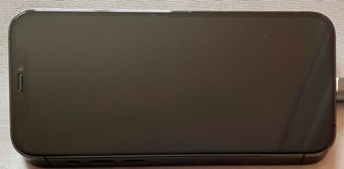 Thomas S. review of 3 in 1 Schutzfolie - iPhone image 1 out of 1