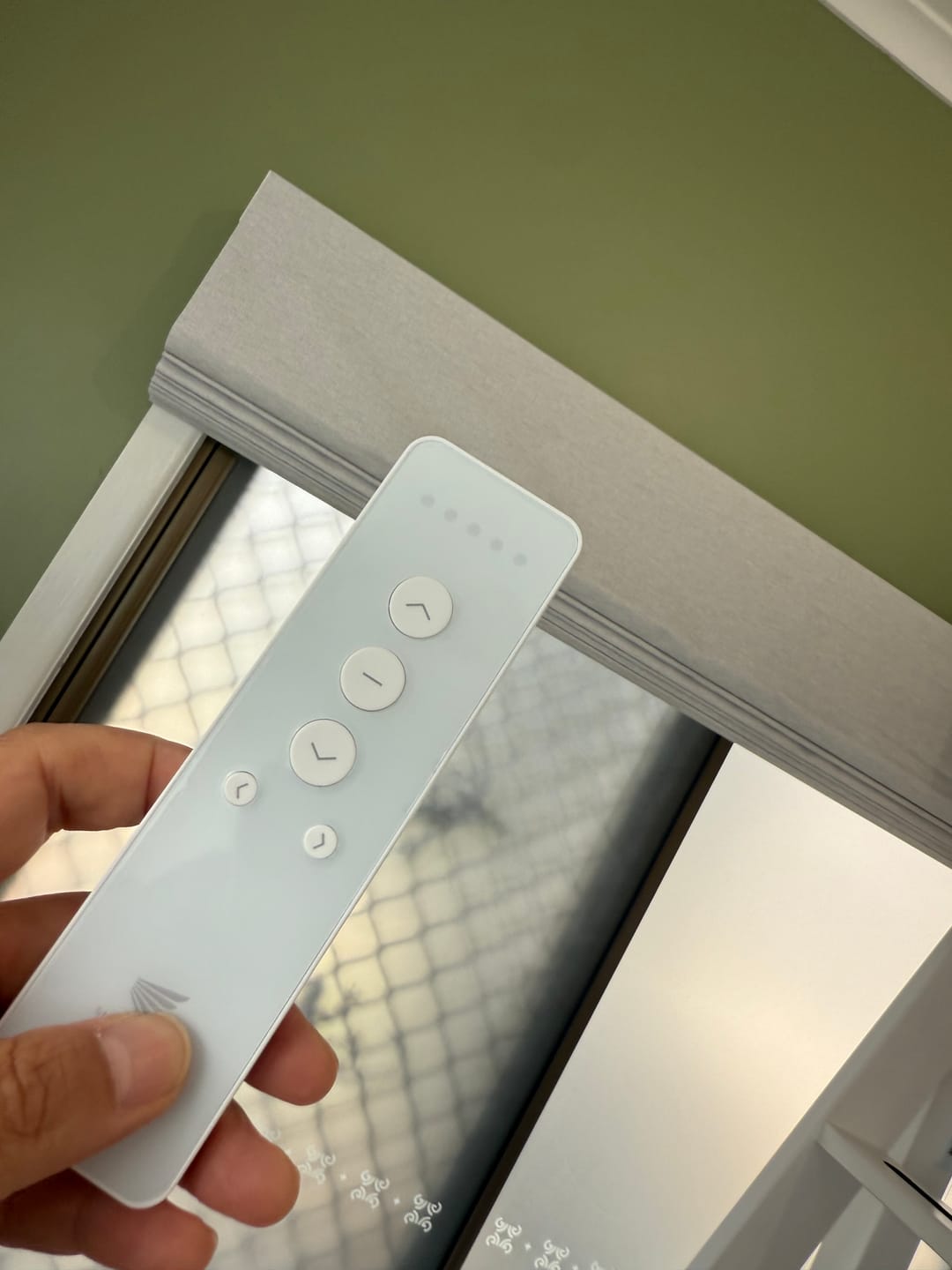 Customer photo review of SmartWings Motorized Roman Shades 100% Blackout Iris