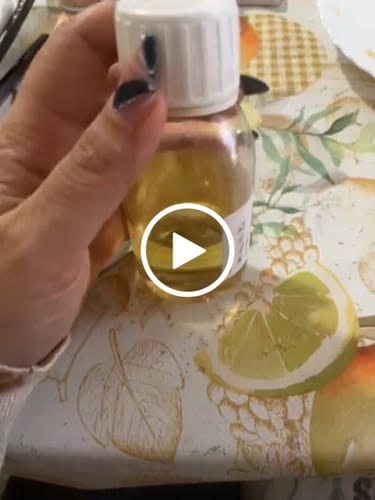 Customer video review of Fragancia PEACH AURA