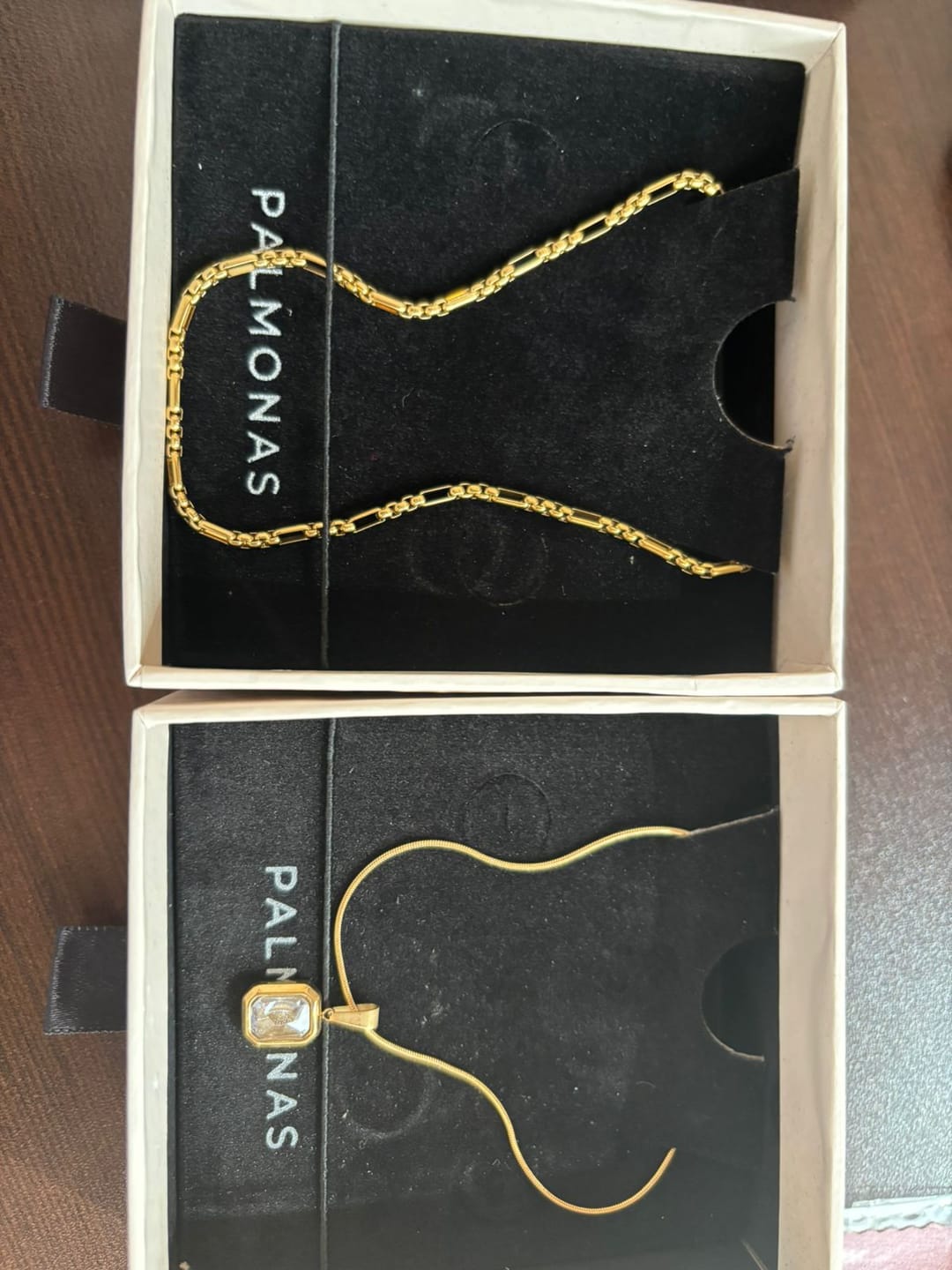 Customer photo review of Dainty Minimal Rope Chain