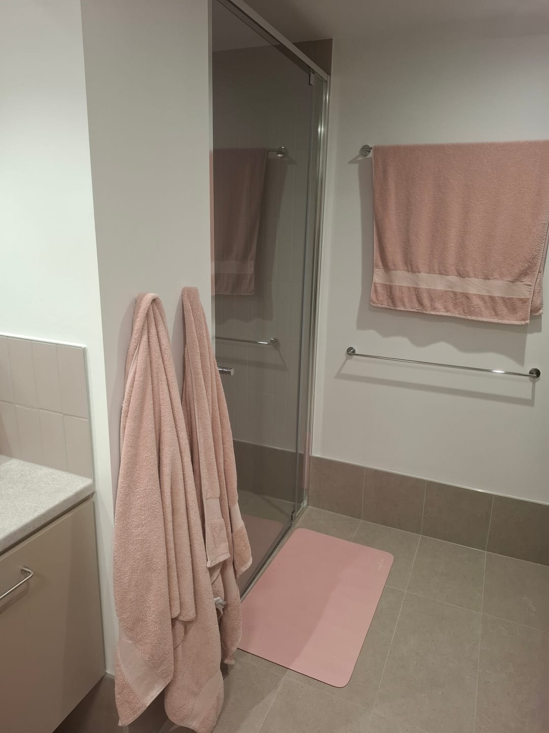 Customer photo review of Diatomite Fast Drying Bathmats (50x80cm)