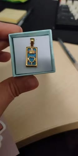 Customer photo review of Aura Tarot Necklace