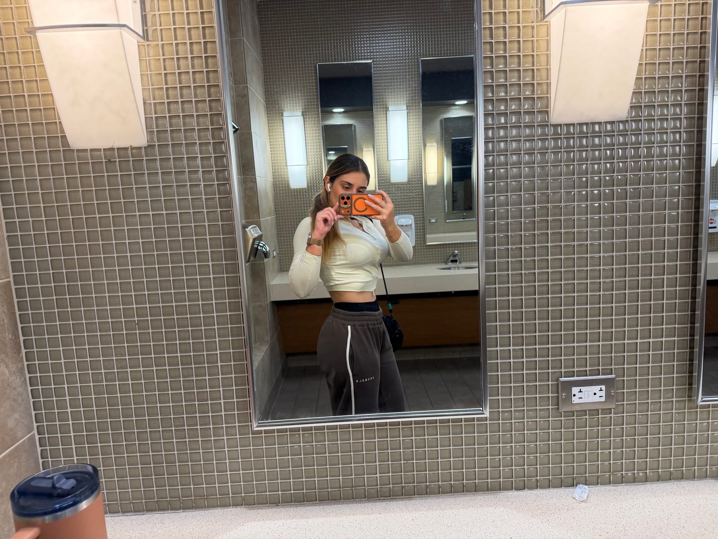 Customer photo review of W239 - Streak Joggers