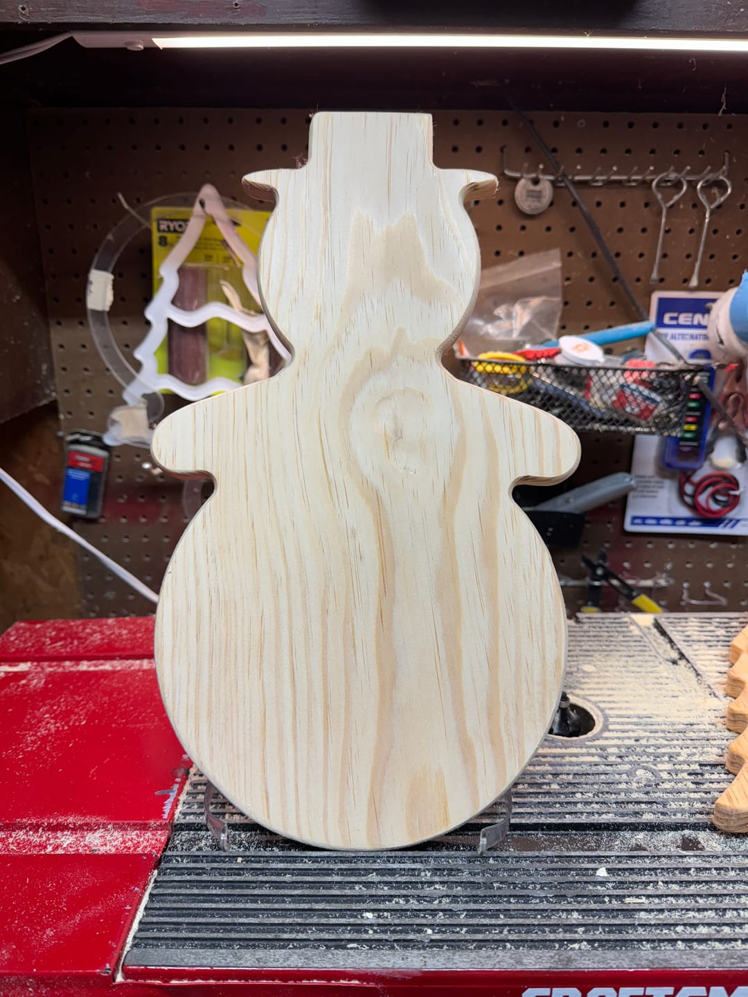 Customer photo review of 15.75x9.20" Snowman Tray 1 Acrylic Router Template [Limited Edition]
