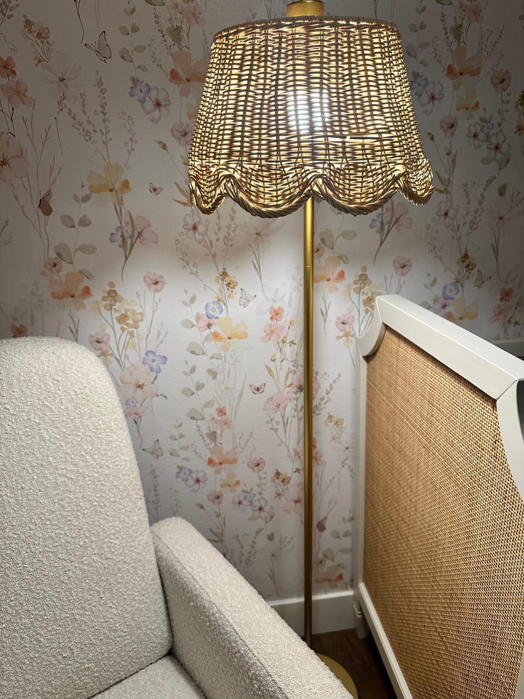 Customer photo review of Amelia Wildflower and Butterflies Wallpaper