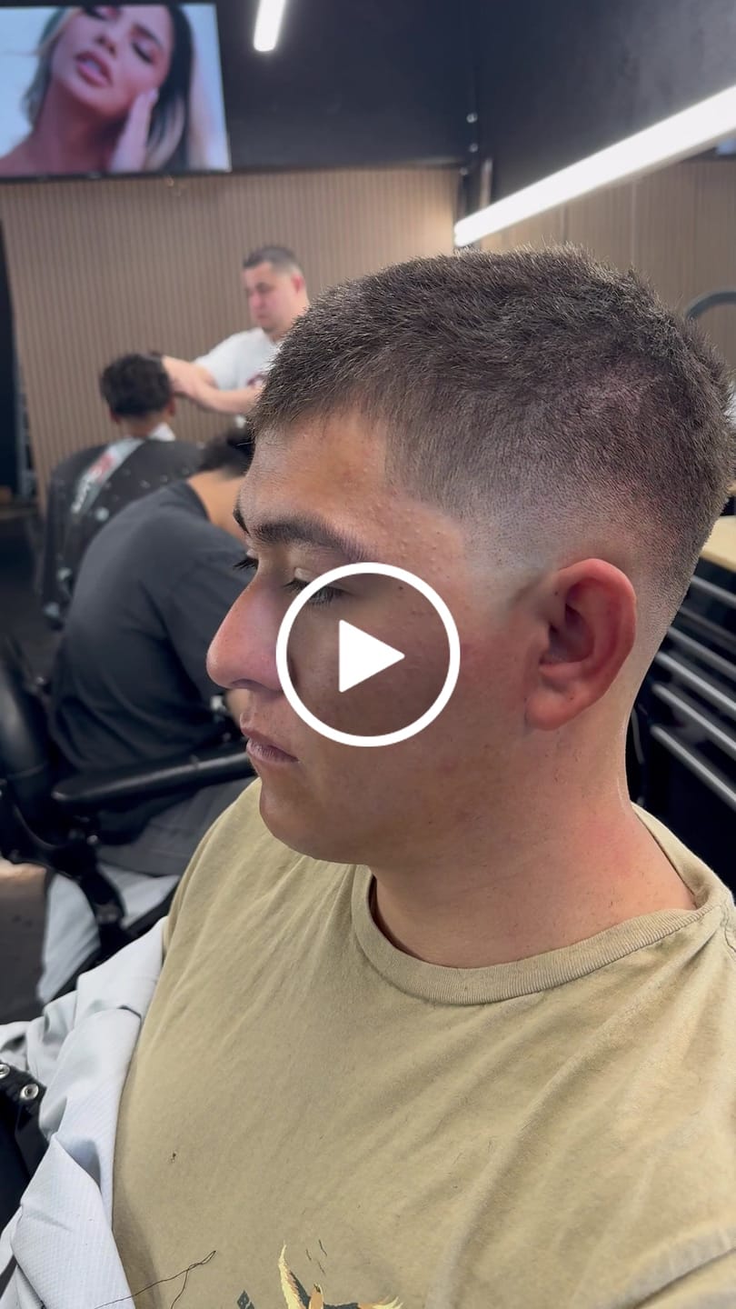 Customer video review of PRO Fade Brush