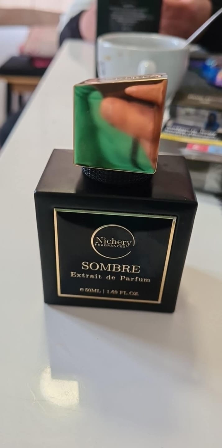 Customer photo review of Nichery Sombre Extrait de Parfum - Unisex 50ml