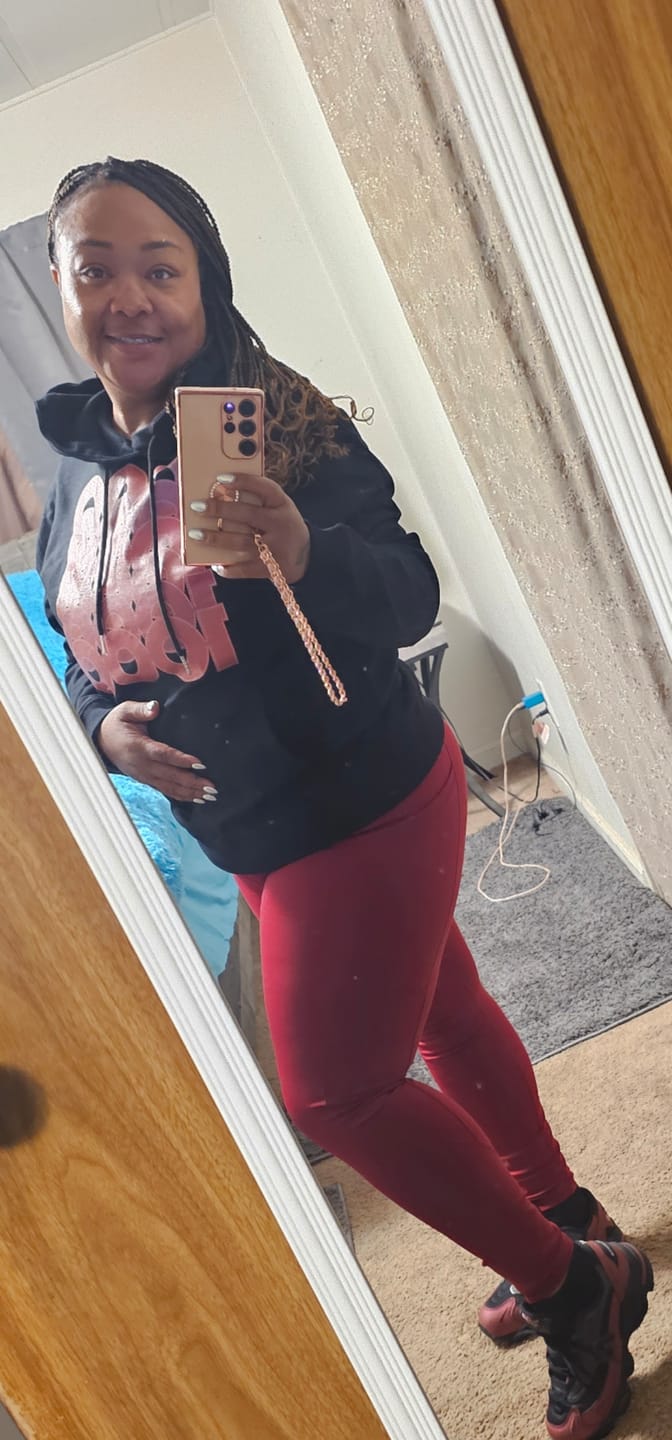 Customer photo review of 1000 Stack Heavyweight Hoodie Matching NB 1000 Monarch Burgundy