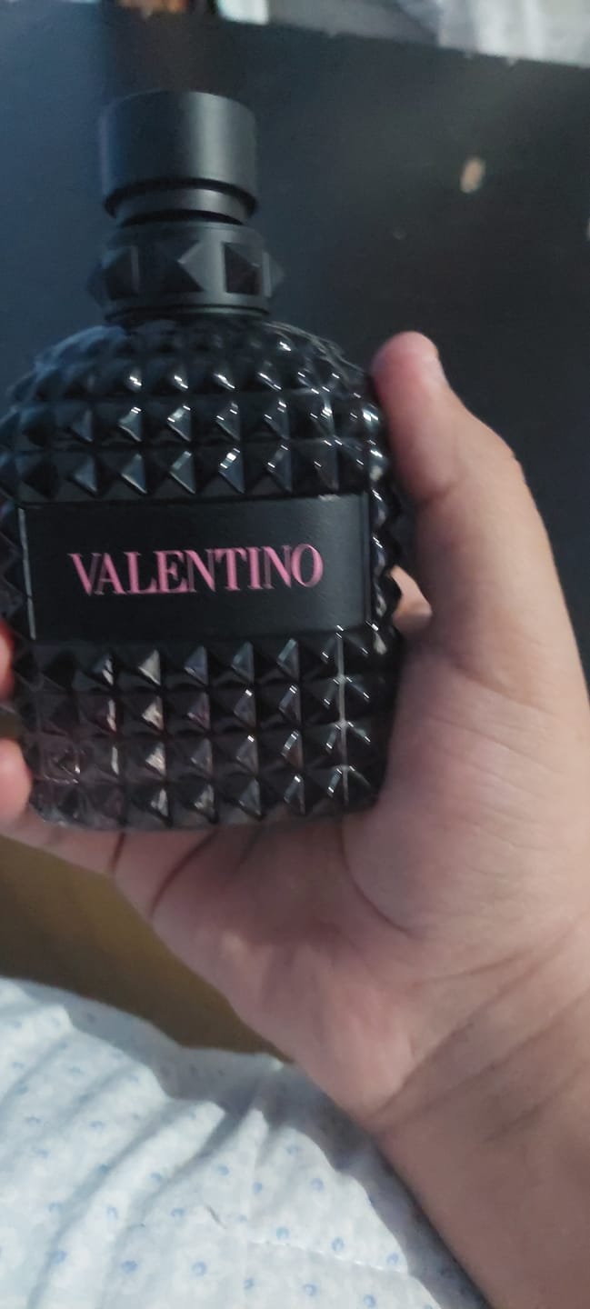Customer photo review of Perfume Valentino Uomo Born in Roma Intense 100ml EDP