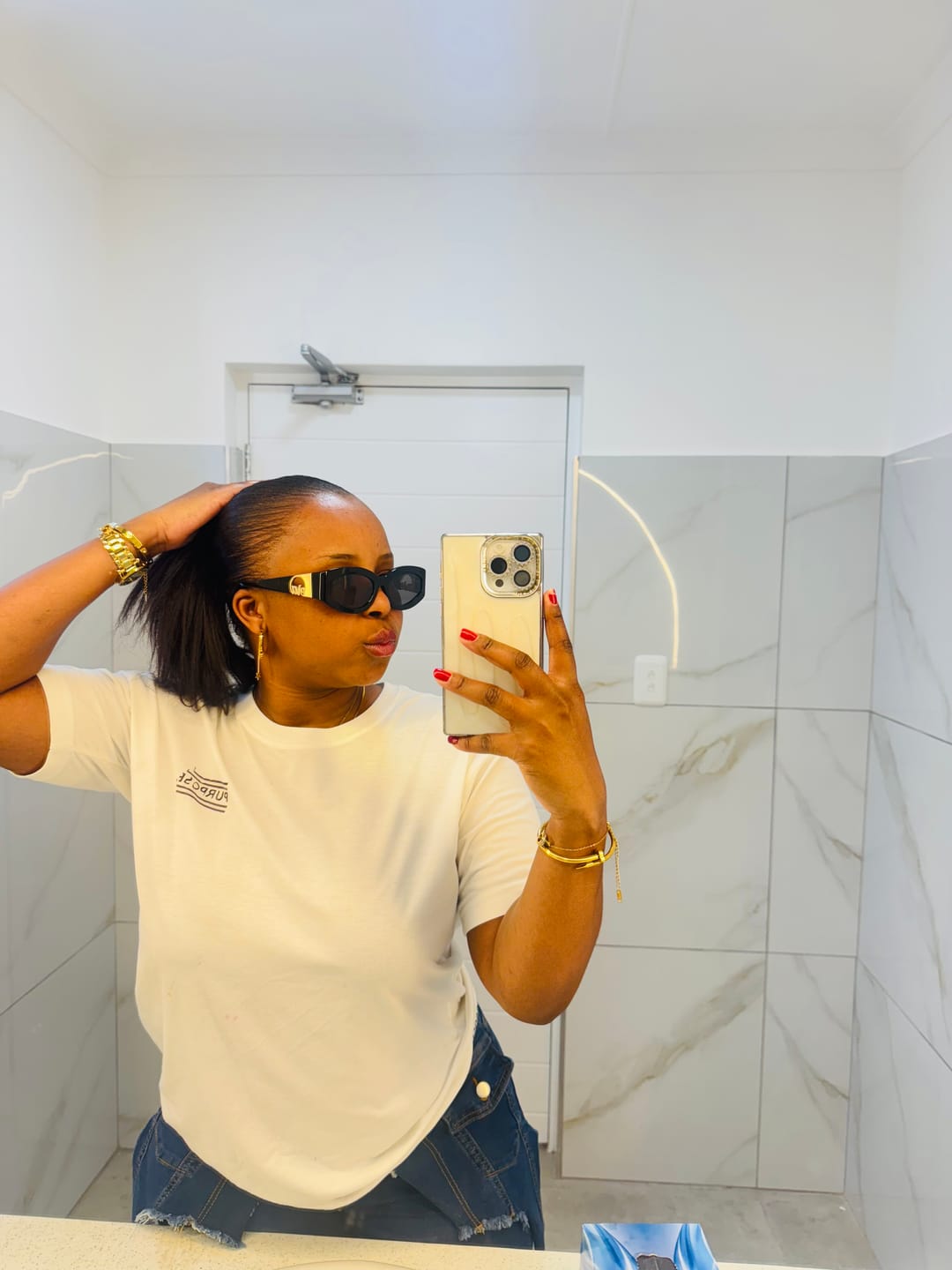 Customer photo review of Black Blanco Sunglasses