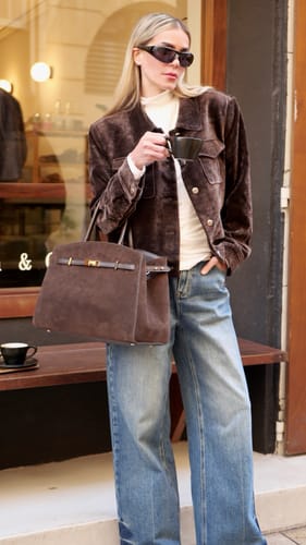 Customer photo review of LILY Vintage Versatile Wide-Leg Jeans