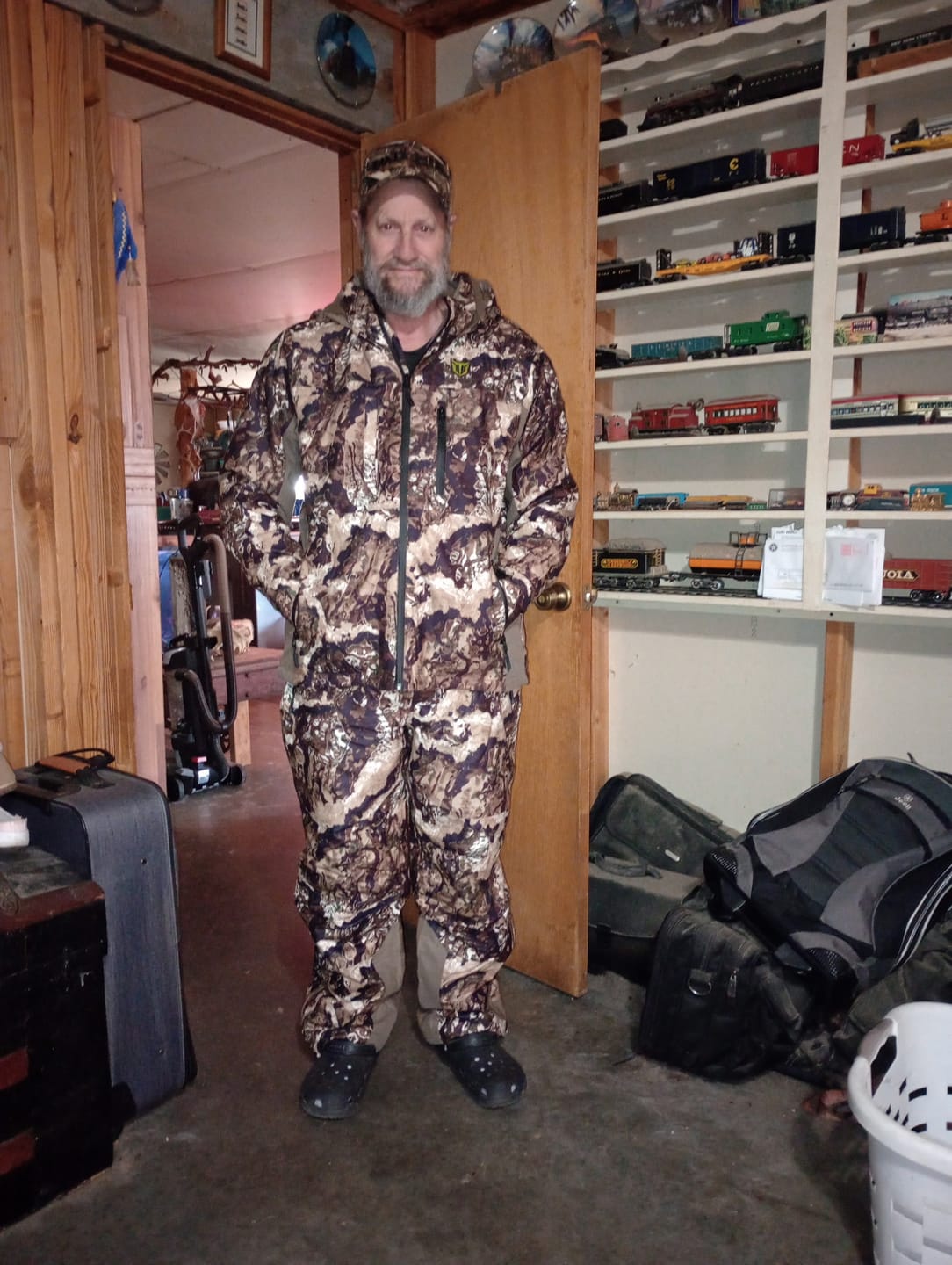 Customer photo review of Altus Whitetail Ultra Silent Hunting Suit Men's Water Resistant Hunting Clothes