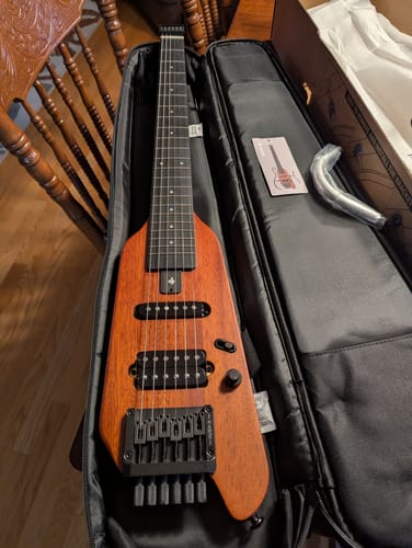 Customer photo review of Donner HUSH™ X Electric Travel Guitar