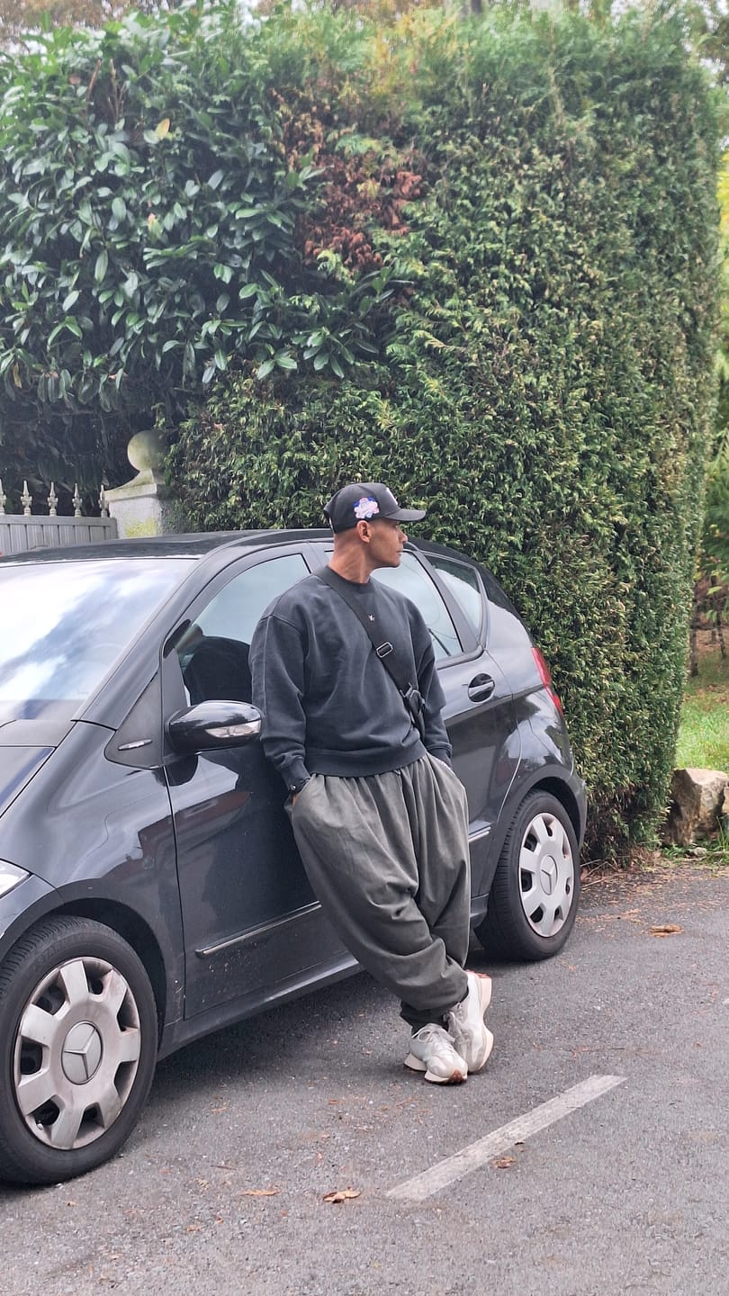 Customer photo review of 5095 - Elevated Essentials - Crewneck