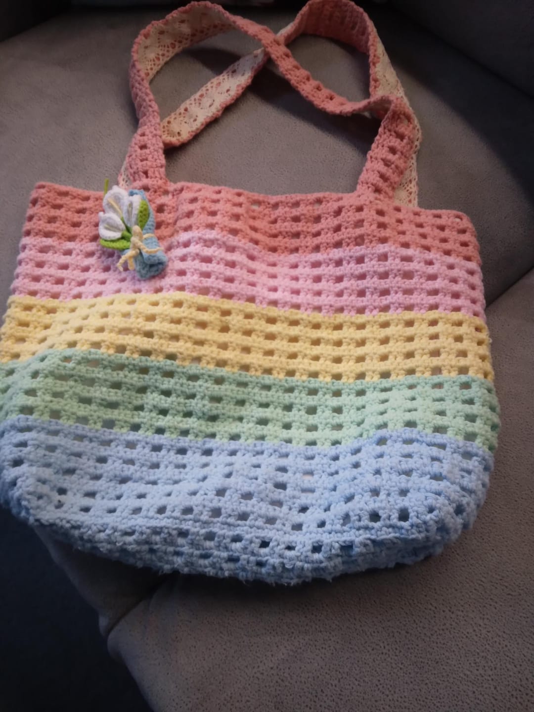 Customer photo review of CrochetPark™ Rainbow Waffle Tote crochet kit