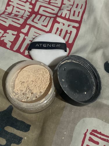 Customer photo review of POLVO SUELTO TRASLUCIDO 1ST SCENE 9g