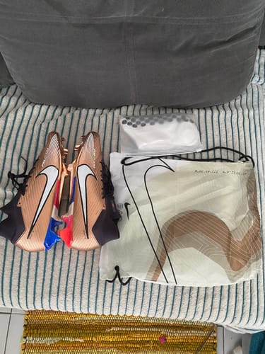 Customer photo review of Superfly 9 Elite FG x Mbappe 'Generation Pack' Bronze
