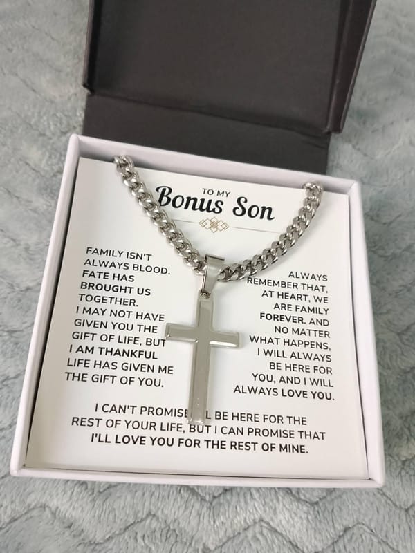 Customer photo review of To My Bonus Son - "My Family Forever" Artisan Cross Cuban Link Chain Gift Set – BS01