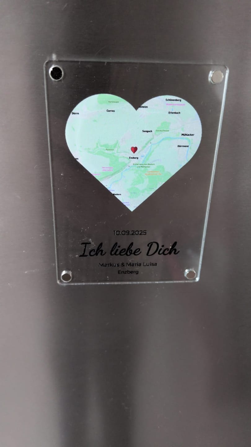 Customer photo review of "Unser Ereignis" - Acryl Magnet