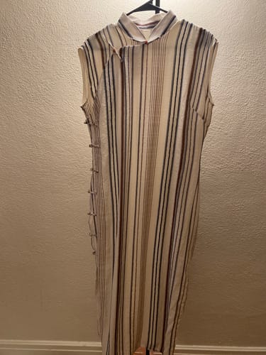 Customer photo review of Xiao Lu 小路 Back Roads Republic of China Striped Cotton Sleeveless Qipao