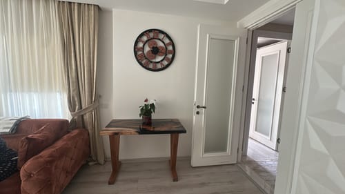 Customer photo review of Ceviz Çalışma Masası - Epoksi Detaylı Lüks Masif Ahşap  Tasarım