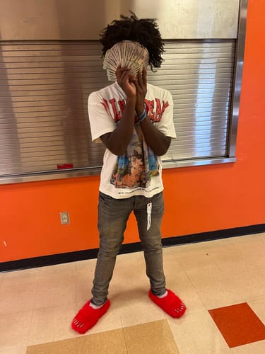 Customer photo review of Vale Forever Heaven Tee Cream