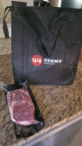 Customer photo review of USDA Choice Family Steak Pack