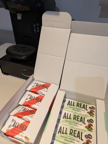 Customer photo review of Peanut Choc Chip Protein Bar 50g x 12 bars