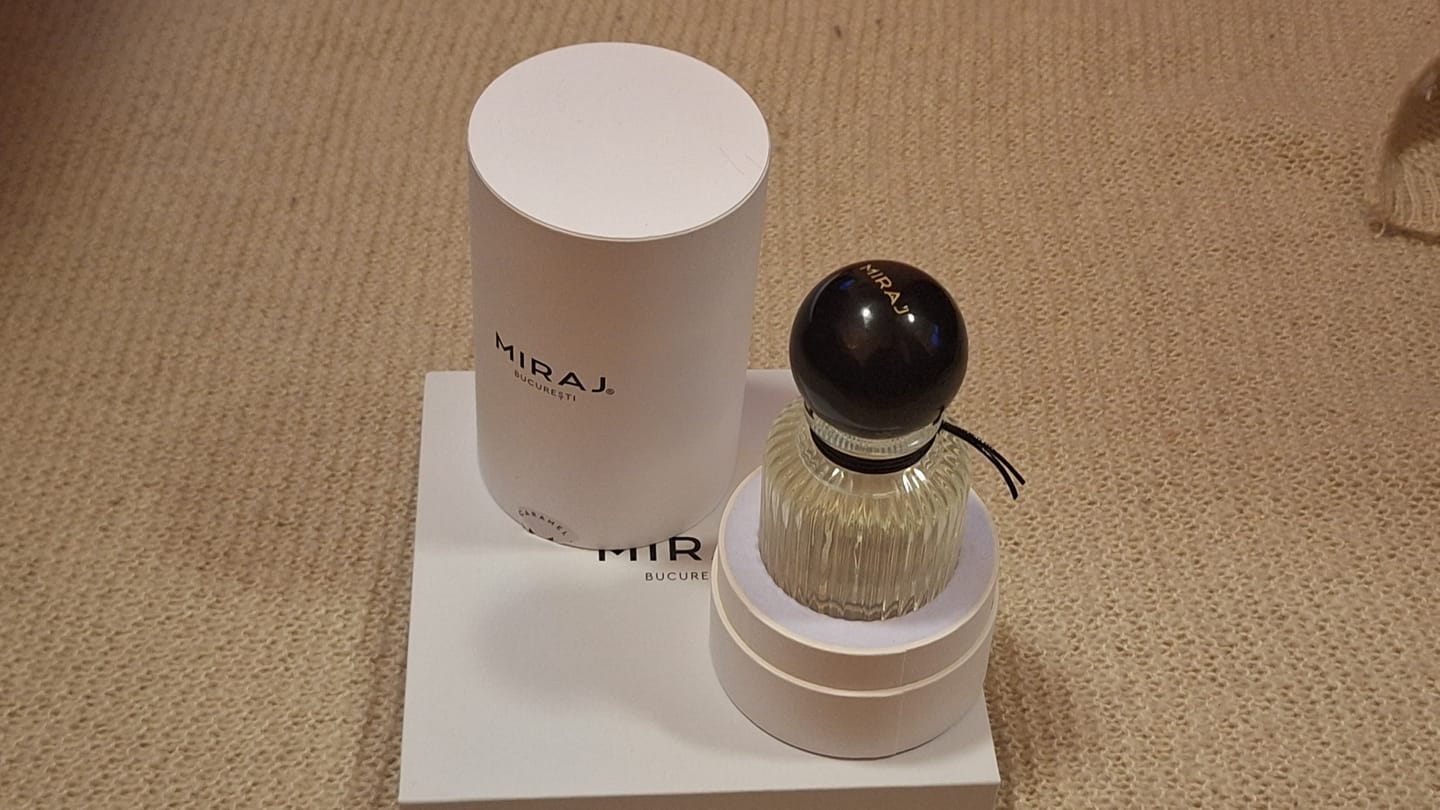Customer photo review of Miraj Caramel