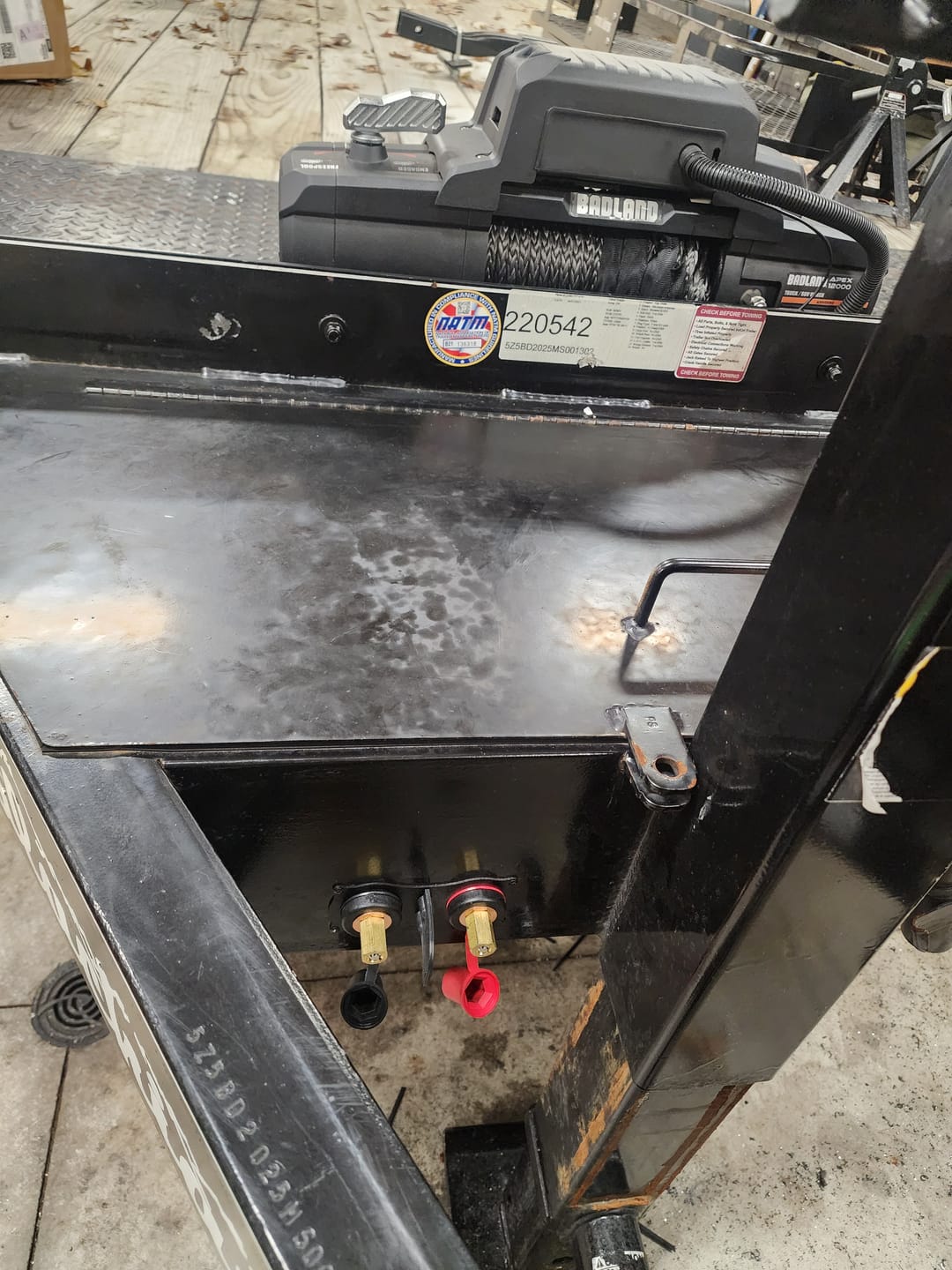 Customer photo review of Battery Charging Lug Bulkhead w/ Black Anodized Mounting Flange 18-170